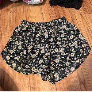 Flowy shorts